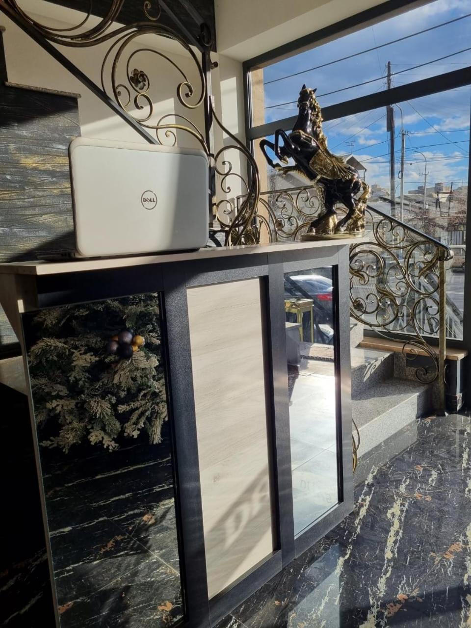 Day Inn Hotel Γιερεβάν Εξωτερικό φωτογραφία