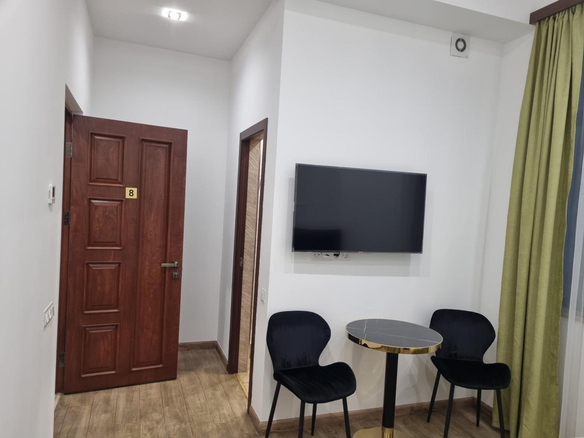 Day Inn Hotel Γιερεβάν Εξωτερικό φωτογραφία