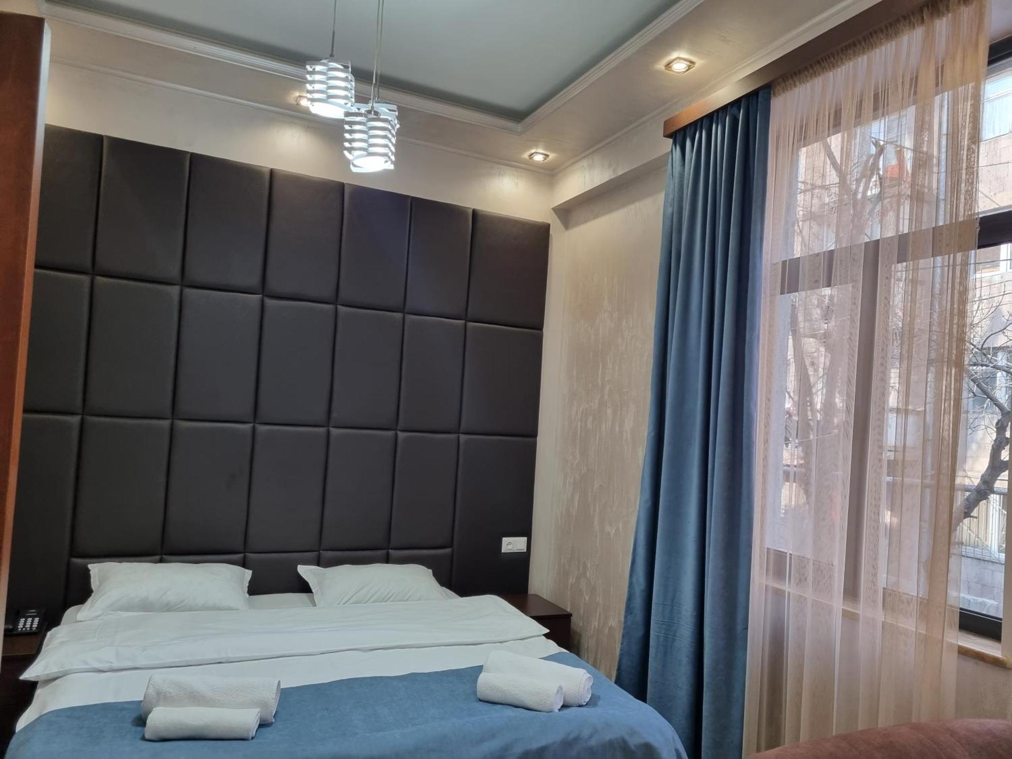 Day Inn Hotel Γιερεβάν Εξωτερικό φωτογραφία