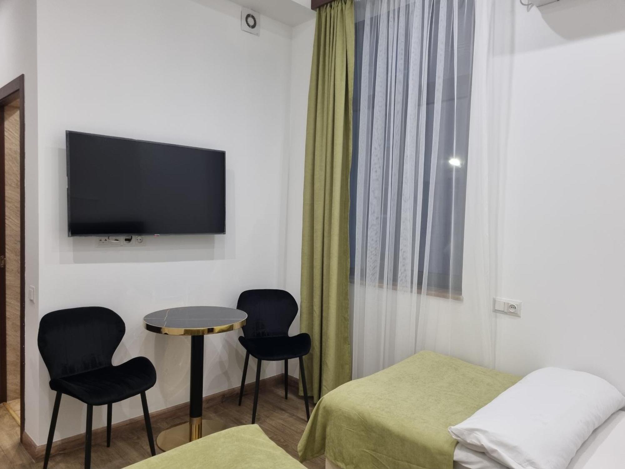 Day Inn Hotel Γιερεβάν Εξωτερικό φωτογραφία